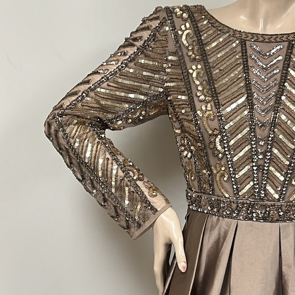 Aidan Mattox beaded long sleeves pleated with pockets long gown - Picture 3 of 8